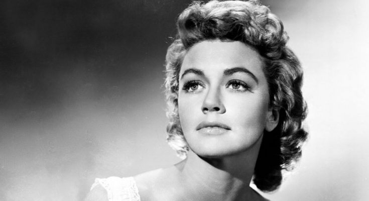 Dorothy Malone Shoe Size and Body Measurements