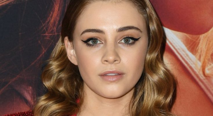 Josephine Langford Shoe Size and Body Measurements