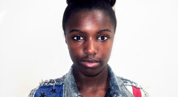 Leomie Anderson Shoe Size and Body Measurements