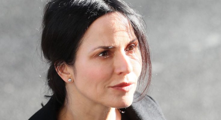 Andrea Corr Shoe Size and Body Measurements