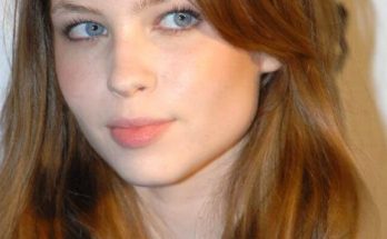 Daveigh Chase Shoe Size