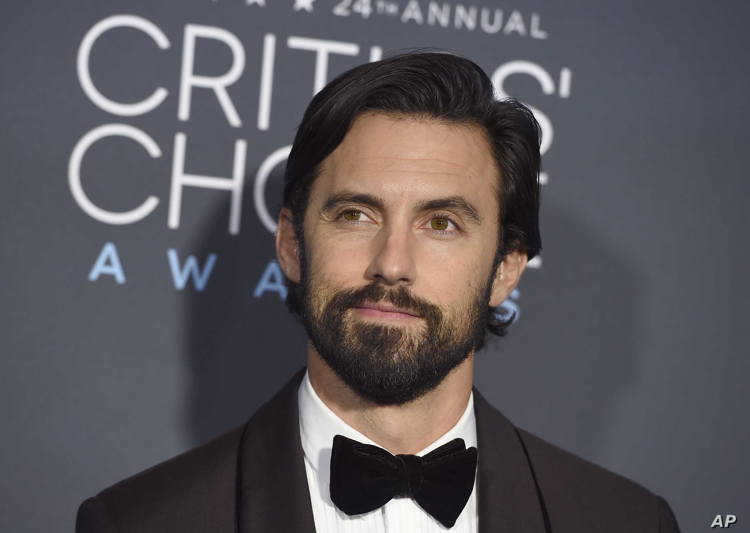 Milo Ventimiglia Shoe Size, Height, and Weight Celebrity Shoe Sizes