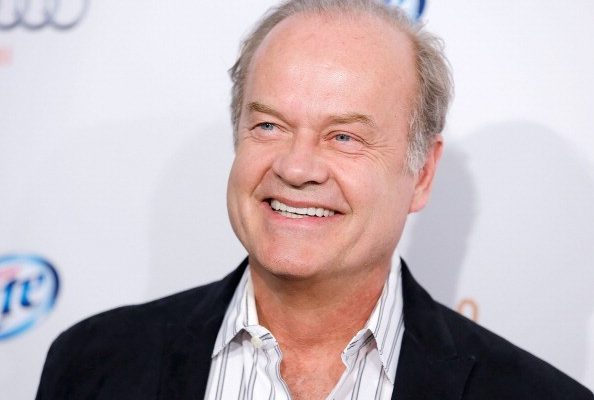 Kelsey Grammer Shoe Size and Body Measurements