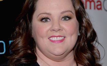 Melissa McCarthy Shoe Size and Body Measurements