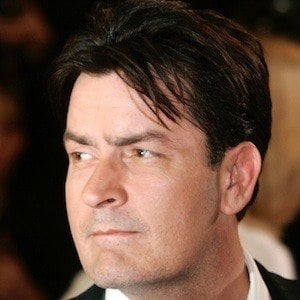 Charlie Sheen Shoe Size and Measurements